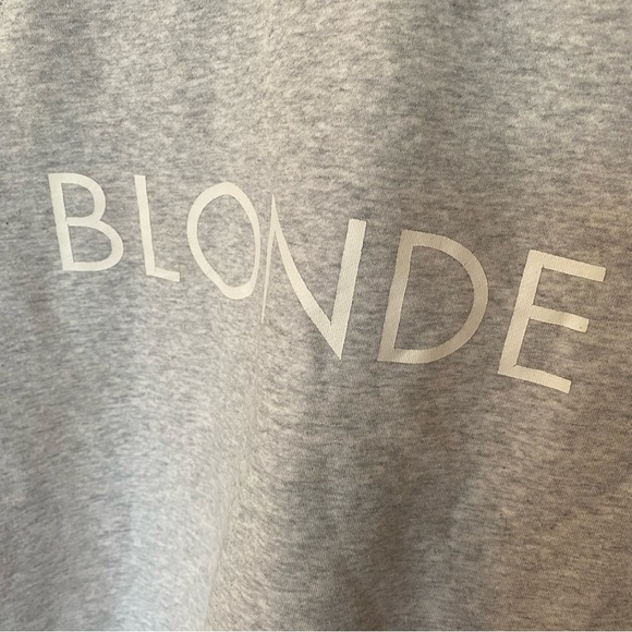 Brunette the Label BLONDE Pebble Grey Crewneck Sweatshirt Women's Size S/M - Picture 4 of 7